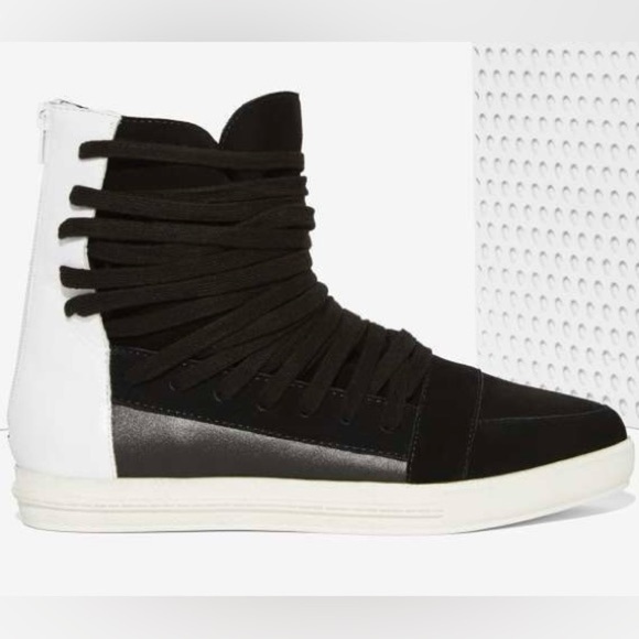 Jeffrey Campbell Enora Suede Leather Pointed Toe High Top Lace Up Sneaker Size 6 - Picture 1 of 12